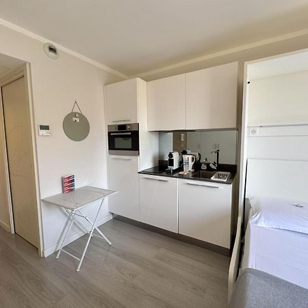 Aparthotel Riviera Nice Cote D'Azur - Old Town - Studio Ac - Sea View - 50M Promenade Des Anglais- La Maison Linda Ngoại thất bức ảnh