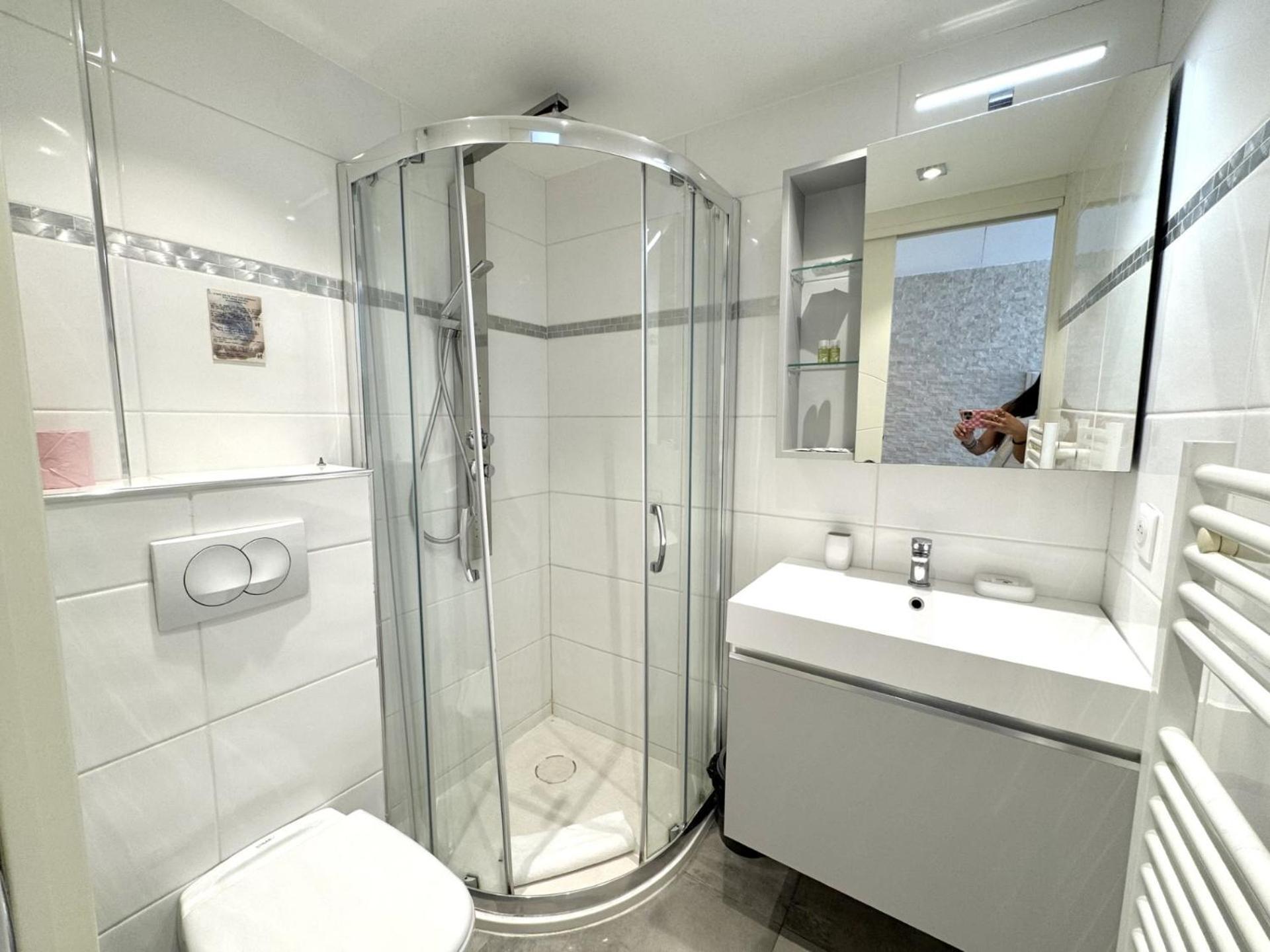 Aparthotel Riviera Nice Cote D'Azur - Old Town - Studio Ac - Sea View - 50M Promenade Des Anglais- La Maison Linda Ngoại thất bức ảnh